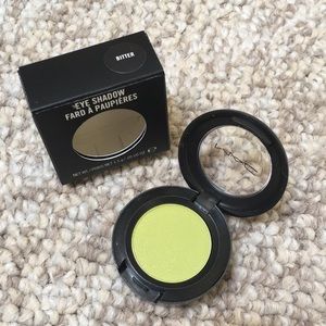 MAC Bitter Velvet Eyeshadow
